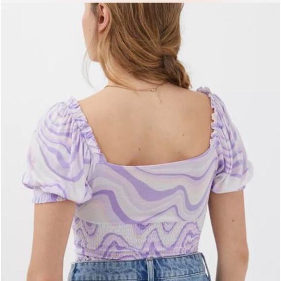 URBAN OUTIFTTERS LILAC
SURF CLUB SMOCKED
BLOUSE SIZE MEDIUM - Picture 7 of 7